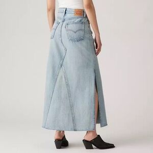 Levi's 
Denim Skirt